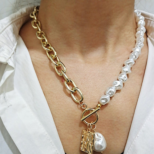 Vintage Baroque Pearl Necklace for Holiday Banquets